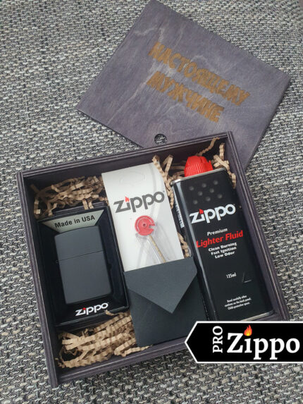 Подарочный набор Zippo “Настоящему мужчине” Зажигалка Zippo №218 ,Топливо, Фитиль, Кремний в коробке