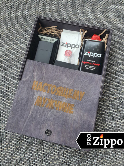 Подарочный набор Zippo “Настоящему мужчине” Зажигалка Zippo №218 ,Топливо, Фитиль, Кремний в коробке
